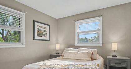 Notre Dame Game Day Getaway! Minutes from Campus, South Bend & Eddy Street