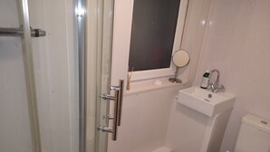 Unclassified image, 4 of 18, button - Glasgow Hampden Garden Apartment (Glasgow)