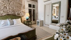 Unclassified image, 2 of 61, button - Insula Otel Alacati (Çeşme)