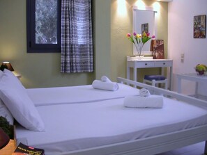 Unclassified image, 3 of 61, button - Terpsichori Hotel (Chania)