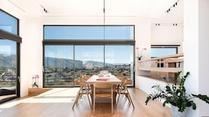 Dining - Seametry Luxury Living Apartments (Chania)