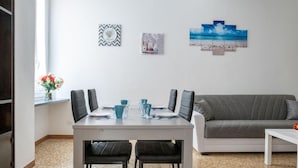 Dining - House Zamboni 12 (Bologna)