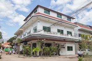 บริเวณภายนอก