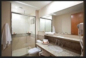 Bathroom - Clarion Hotel Itaipava (Petrópolis)