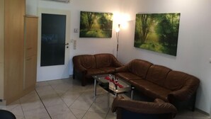 Unclassified image, 5 of 185, button - AJO Apartments Danube (Vienna)