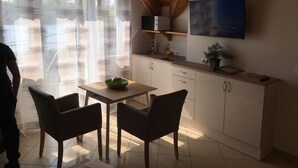 Unclassified image, 3 of 185, button - AJO Apartments Danube (Vienna)