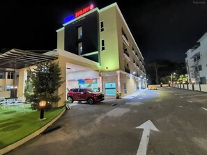 Unclassified image, 4 of 6, button - HOTEL SUNJOY9 BAHAU (Bahau)