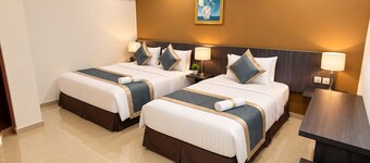 HOTEL SUNJOY9 BAHAU