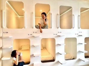 Unclassified image, 2 of 8, button - Japanese Sleep Box Da Nang Airport (Thanh Khe)