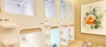 Japanese Sleep Box Da Nang Airport