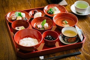 Unclassified image, 5 of 22, button - Kiraku Kyoto Gion (Kyoto)