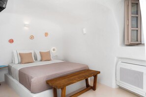 Room - Santa Irini Villa (Santorini)
