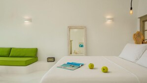 Room - Santa Irini Villa (Santorini)