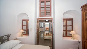 Room - Santa Irini Villa (Santorini)