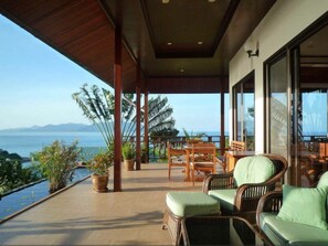 Outdoor dining - 4 Bedroom Sea View - Villa Talay (Koh Samui)