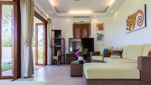 Living area - Baan Tawan Chai (Koh Samui)