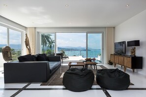 Living area - The Beach House Apartment (Koh Samui)