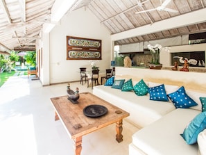 Living area - Villa Gembira (Keroboken Kelod)