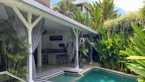 Unclassified image, 3 of 21, button - Villa Ozamiz (Seminyak)
