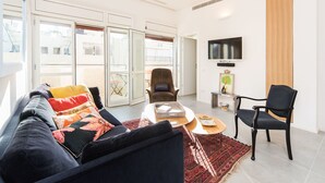 Living area - Sea N'rent - 204 Ben Yehuda Tel Aviv (Tel Aviv)