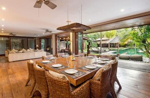 Dining - Villa Yoga (Seminyak)