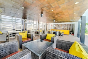 Unclassified image, 3 of 71, button - Fabhotel King's Court (Calangute)