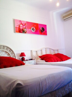 Room - Bellevue (Cannes)