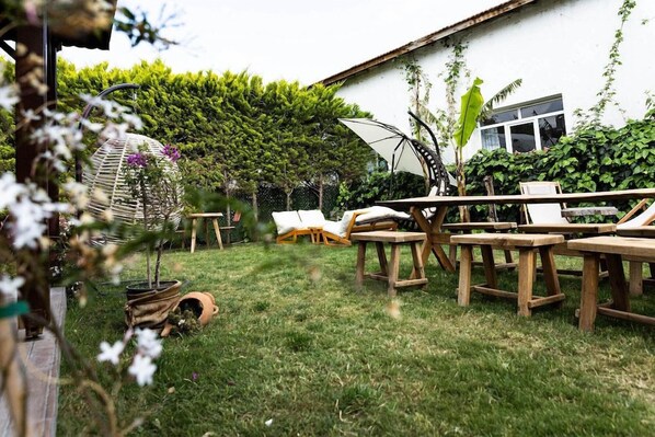 Outdoor dining - Ender Hotel (Ayvalik)
