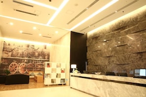 Ảnh chưa phân loại, 3 trong số 35 ảnh, nút