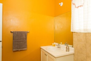 Bathroom - New Kingston Apt At Wellington Cove (Kingston)