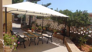 Outdoor dining - Affittacamere B&B Villa Cristina (Gallipoli)