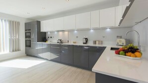 Unclassified image, 2 of 27, button - Citystay - Vesta Apartments (Cambridge)