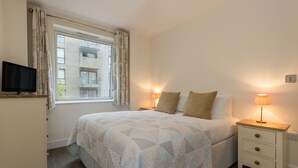 Room - Citystay - Mill Park Apartments (Cambridge)