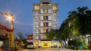 Ảnh chưa phân loại, 2 trong số 38 ảnh, nút