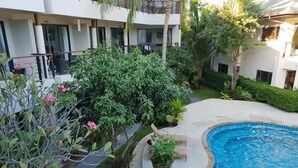 Ảnh chưa phân loại, 5 trong số 31 ảnh, nút