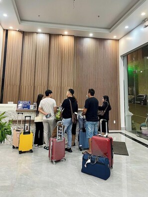 Imej tidak diklasifikasikan, 2 daripada 65, butang