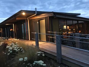 Unclassified image, 5 of 20, button - The Cliffs Seaside Lodge (Papatotara)