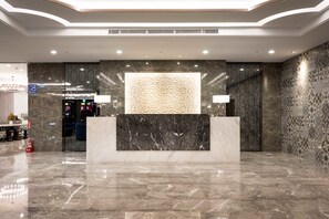 Unclassified image, 2 of 87, button - HUA Hotel (Tainan)