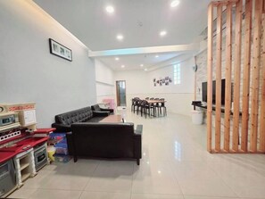 บริเวณนั่งเล่น