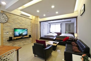 บริเวณนั่งเล่น