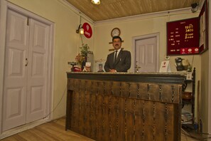 Lobby - OYO Rooms 017 Heritage Bungalow (Shimla)