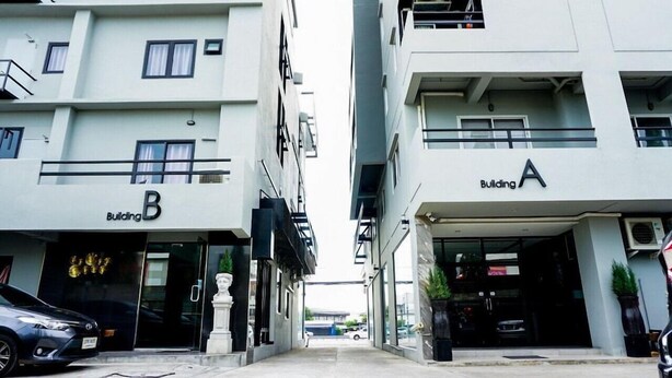 Exterior - B-black Residence (Chonburi)