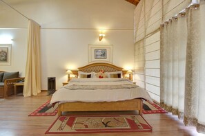 Room - Neelesh Inn (Nainital)