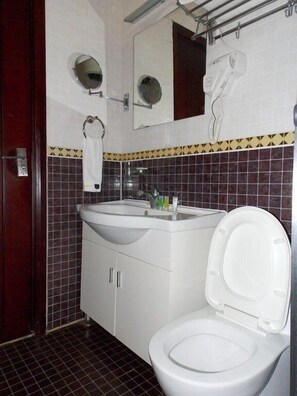 Bathroom - Best Western Plus Ajuji Hotel (Abuja)