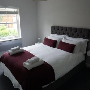 Unclassified image, 3 of 21, button - 3 Summertown Court (Oxford)
