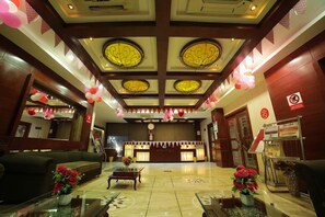 Unclassified image, 3 of 85, button - OYO 2054 New Hotel Broadway (Varanasi)