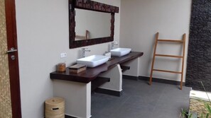 Bathroom - Gili Palms Villas (Gili Trawangan)