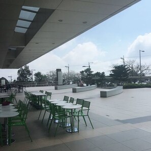 Outdoor dining - Smdc Wind Residences by Bem (Tagaytay)