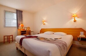 Unclassified image, 5 of 39, button - Hotel Novalis Quimperle (Quimperle)