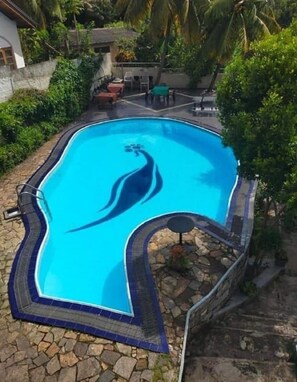 Pool - Layathraa Hotel and Restaurant (Kandy)